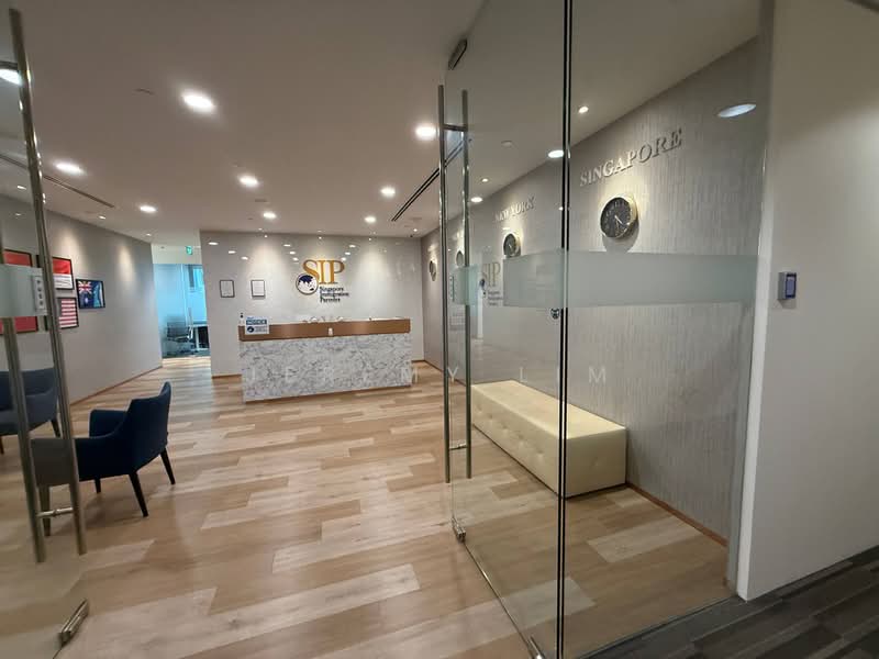 SGX Centre II, 4 SHENTON WAY, 1,709 sqft, Office For Rent, by Jeremy Lim, 500230864 - Entrance - CommercialGuru.com.sg