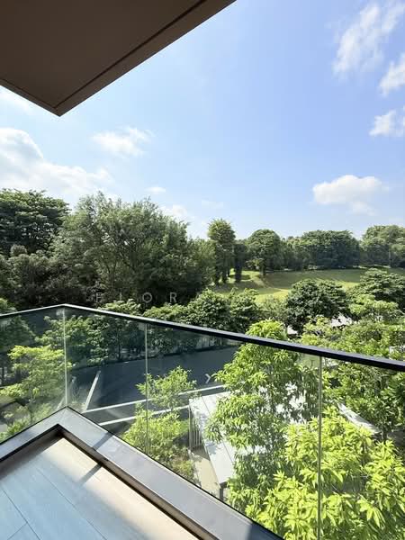 Fourth Avenue Residences, 4 Fourth Avenue, 3 Bedrooms, 947 sqft, Condominium For Sale, by Flora Zhu, 500230866 - Balcony - PropertyGuru.com.sg