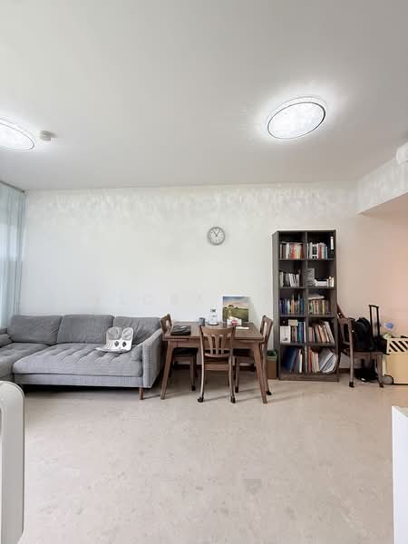 Fourth Avenue Residences, 4 Fourth Avenue, 3 Bedrooms, 947 sqft, Condominium For Sale, by Flora Zhu, 500230866 - Living Room - PropertyGuru.com.sg