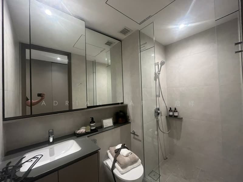 Norwood Grand, , 4 Bedrooms, 1,173 sqft, Condominium For Rent, by Adrian Yap 葉启祥, 500230881 - Bathroom - PropertyGuru.com.sg