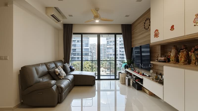 The Palette, 117 Pasir Ris Grove, 4 Bedrooms, 1,173 sqft, Condominium For Sale, by Jonathan Kang, 500230884 - Living Room - PropertyGuru.com.sg