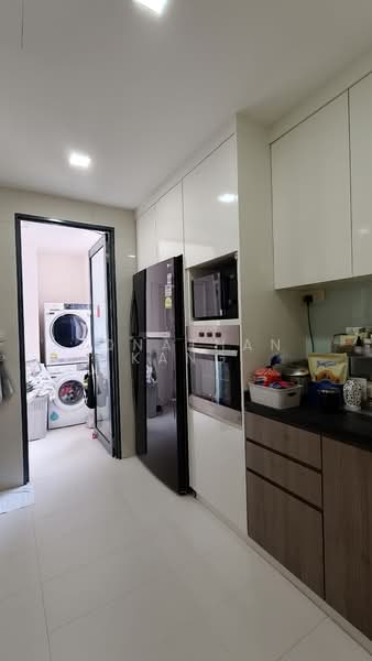 The Palette, 117 Pasir Ris Grove, 4 Bedrooms, 1,173 sqft, Condominium For Sale, by Jonathan Kang, 500230884 - Kitchen - PropertyGuru.com.sg