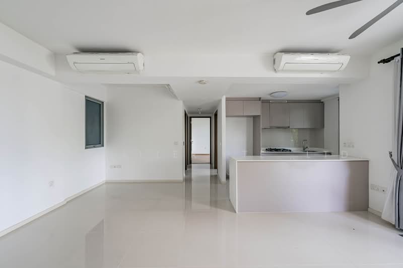 172 Canberra Drive photo 3