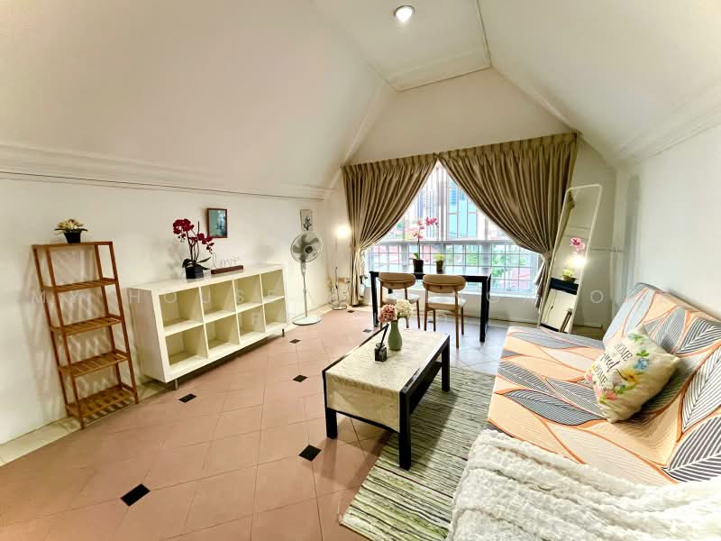 Lorong 7 Realty Park, Lorong 7 Realty Park, Room Rental, 579 sqft, Bungalow House For Rent, by Wendy, 500230888 - Living Room - PropertyGuru.com.sg