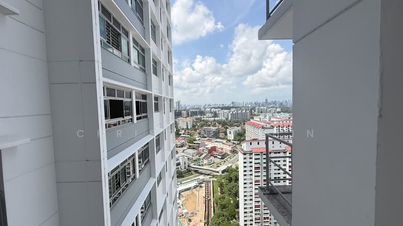 Super Cheap! 4 Room HDB near Holland Village and Buona Vista MRT, Holland Drive, 3 Bedrooms, 990 sqft, HDB Flat For Sale, by Christine Chin, 500230891 - Exterior - PropertyGuru.com.sg