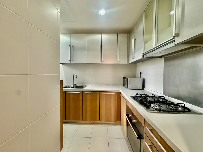 The Pier at Robertson, 80 Mohamed Sultan Road, 2 Bedrooms, 936 sqft, Apartment For Sale, by Wilson Tan, 500230894 - Kitchen - PropertyGuru.com.sg