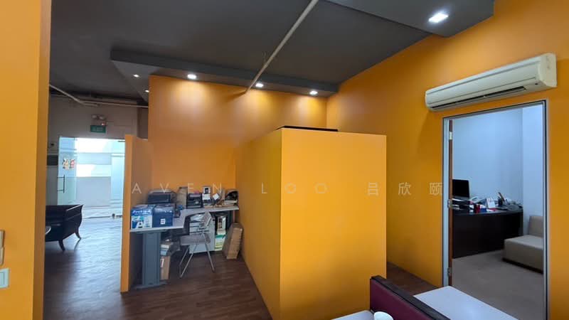 Wcega Tower, 21 Bukit Batok Crescent, 958 sqft, Light Industrial (B1) For Rent, by Laven Loo 吕欣颐, 500230901 - CommercialGuru.com.sg