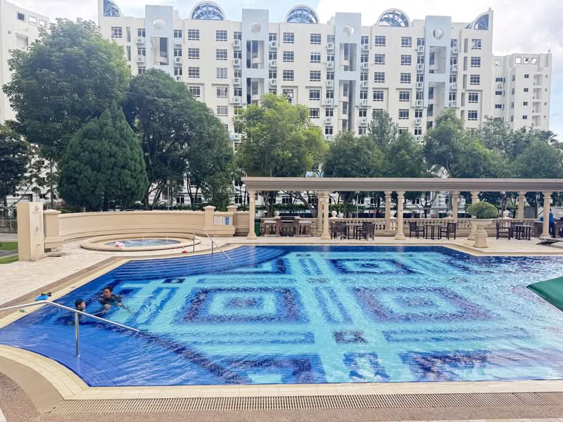 The Gardens at Bishan, 7 Sin Min Walk, 3 Bedrooms, 1,206 sqft, Condominium For Sale, by Elle Cheong, 500230914 - Pool - PropertyGuru.com.sg
