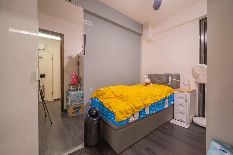 Smart Suites, 302 Sims Avenue, 1 Bedroom, 452 sqft, Condominium For Rent, by Shawn Fok, 500230916 - Bedroom - PropertyGuru.com.sg