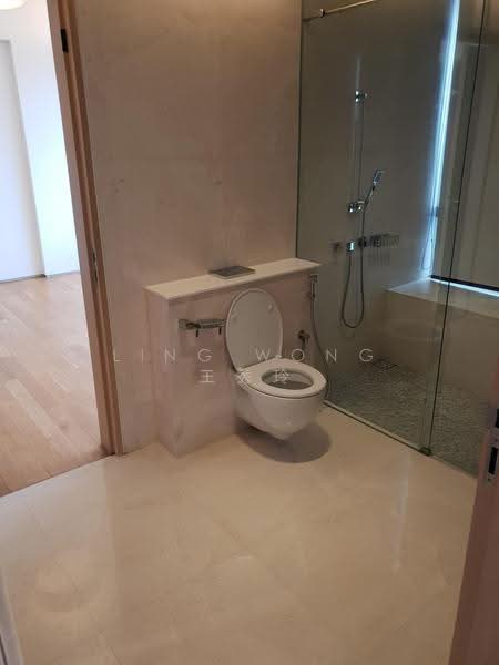 Silversea, East Coast / Marine Parade, 4 Bedrooms, 4,596 sqft, Condominium For Sale, by Ling Wong 王秀玲, 500230919 - Bathroom - PropertyGuru.com.sg