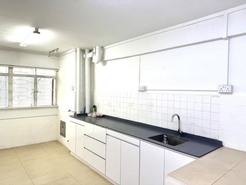 720 Ang Mo Kio Avenue 6, 720 Ang Mo Kio Avenue 6, Ang Mo Kio / Bishan / Thomson, 2 Bedrooms, 700 sqft, HDB Flat For Rent, by Casimir Chia, 500230924 - Kitchen - PropertyGuru.com.sg