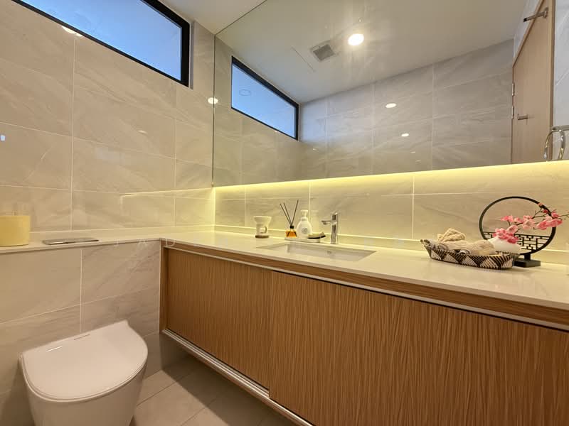 Solar Ready TOP 2023 Semi D in Lakme / Carmen / Tosca, Lakme / Carmen / Tosca, East Coast / Marine Parade, 5 Bedrooms, 7,545 sqft, Semi-Detached House For Sale, by Jaden Shi 石英才, 500230926 - Bathroom - PropertyGuru.com.sg