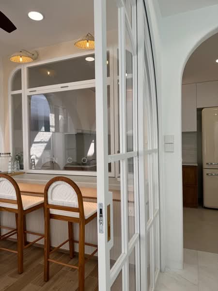 Serangoon Garden Estate, 42 Kingswear Avenue, 6 Bedrooms, 4,800 sqft, Semi-Detached House For Sale, by Lincoln Choo, 500230927 - Kitchen - PropertyGuru.com.sg