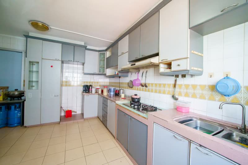 831 Jurong West Street 81, 831 Jurong West Street 81, 4 Bedrooms, 1,571 sqft, HDB Flat For Sale, by KENNETH CHUA, 500230928 - Kitchen - PropertyGuru.com.sg
