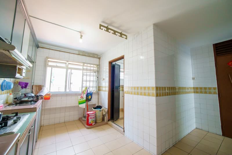 831 Jurong West Street 81, 831 Jurong West Street 81, 4 Bedrooms, 1,571 sqft, HDB Flat For Sale, by KENNETH CHUA, 500230928 - Kitchen - PropertyGuru.com.sg