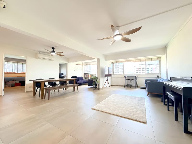 54 Kent Road, 54 Kent Road, 3 Bedrooms, 1,313 sqft, HDB Flat For Sale, by WeiPin Oon, 500230930 - Living Room - PropertyGuru.com.sg
