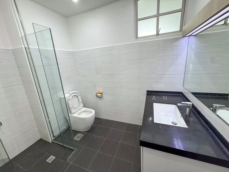 La Suisse I, 58 Swiss View, 3 Bedrooms, 2,110 sqft, Condominium For Sale, by Noam Nathan, 500230932 - Bathroom - PropertyGuru.com.sg