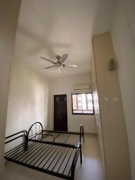East Grove, 420 East Coast Road, 3 Bedrooms, 1,000 sqft, Condominium For Rent, by Khoo Bee Hong, 500230933 - Bedroom - PropertyGuru.com.sg