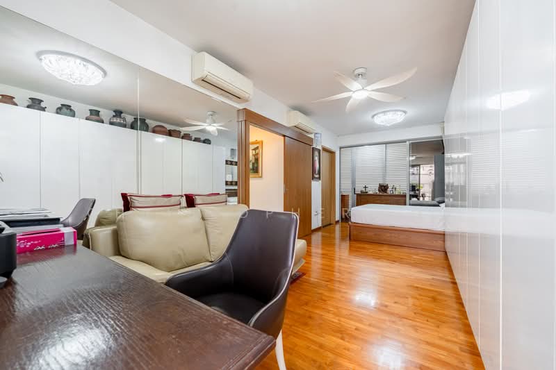 FLO Residence, Punggol Field Walk, 4 Bedrooms, 1,346 sqft, Condominium For Sale, by Christopher Low, 500230935 - Bedroom - PropertyGuru.com.sg