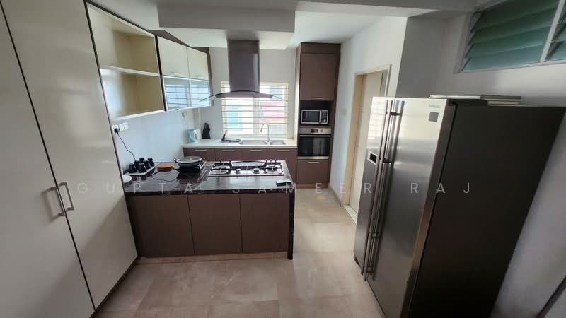Niven Suites, 8 Wilkie Terrace, Room Rental, 150 sqft, Condominium For Rent, by Gupta Sameer Raj, 500230937 - Kitchen - PropertyGuru.com.sg