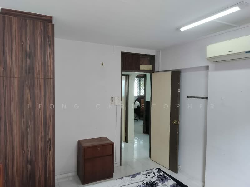 860 Yishun Avenue 4, 860 Yishun Avenue 4, 3 Bedrooms, 925 sqft, HDB Flat For Rent, by Leong Christopher, 500230943 - Bedroom - PropertyGuru.com.sg