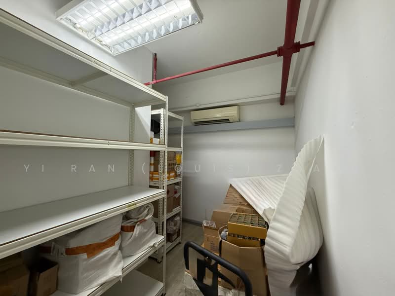 Tong Lee Building, 35 Kallang Pudding Road, Macpherson / Potong Pasir, 250 sqft, Light Industrial (B1) For Rent, by Yi Ran (Louis) Zhang, 500230955 - Interior - CommercialGuru.com.sg