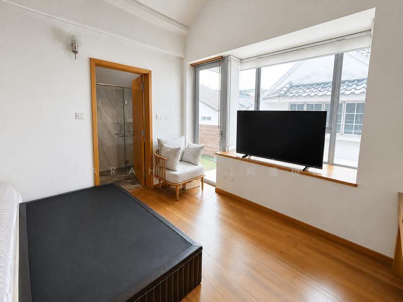 Serene Semi-Detached @ Holland Grove, Holland Grove / Mount Sinai / Grove Drive / Jalan Kebaya, 7 Bedrooms, 5,400 sqft, Semi-Detached House For Sale, by Sarah X. (郑雪梅), 500230975 - Bedroom - PropertyGuru.com.sg