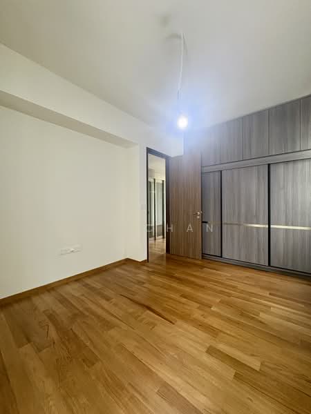 Belgravia Ace, Belgravia Drive, 5 Bedrooms, 4,058 sqft, Semi-Detached House For Sale, by CY Chan, 500230978 - Level 2 | 2nd Ensuite (Junior Master BR) - PropertyGuru.com.sg