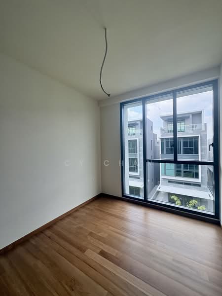 Belgravia Ace, Belgravia Drive, 5 Bedrooms, 4,058 sqft, Semi-Detached House For Sale, by CY Chan, 500230978 - Level 3 | Common BR (4th / 5th BR) - PropertyGuru.com.sg