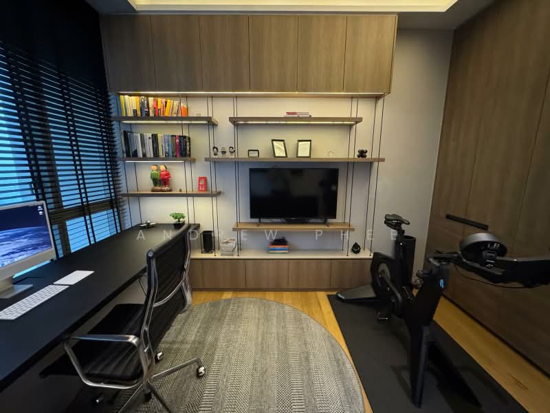 Leedon Residence, 24 Leedon Heights, 4 Bedrooms, 3,746 sqft, Condominium For Sale, by Andrew Phee, 500230980 - Study - PropertyGuru.com.sg