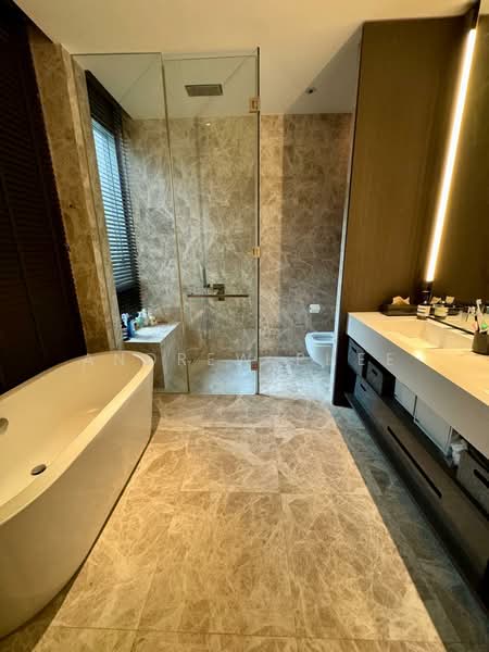 Leedon Residence, 24 Leedon Heights, 4 Bedrooms, 3,746 sqft, Condominium For Sale, by Andrew Phee, 500230980 - Bathroom - PropertyGuru.com.sg