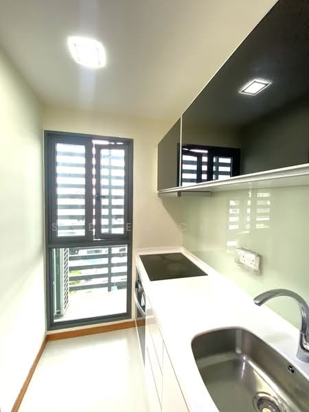 iSuites @ Palm, 26 GLASGOW ROAD, 2 Bedrooms, 635 sqft, Condominium For Sale, by Steven Choo, 500230984 - Kitchen - PropertyGuru.com.sg