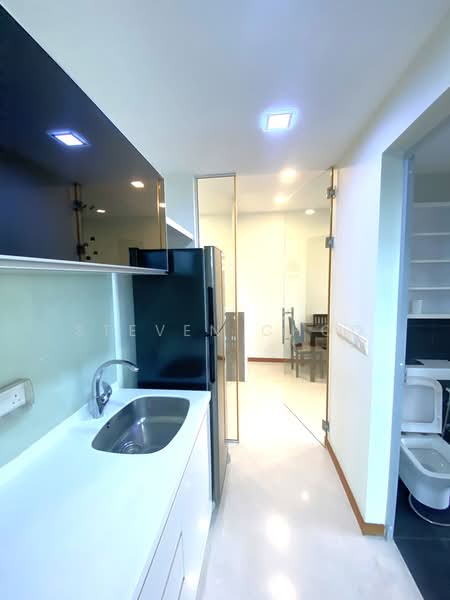 iSuites @ Palm, 26 GLASGOW ROAD, 2 Bedrooms, 635 sqft, Condominium For Sale, by Steven Choo, 500230984 - Kitchen - PropertyGuru.com.sg