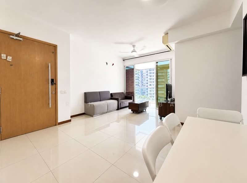 The Tampines Trilliant, 31 Tampines Central 7, 3 Bedrooms, 1,001 sqft, Executive Condominium For Rent, by Rahmat MBA, 500230985 - Living Room - PropertyGuru.com.sg