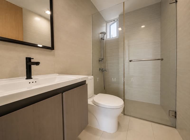 The Tampines Trilliant, 31 Tampines Central 7, 3 Bedrooms, 1,001 sqft, Executive Condominium For Rent, by Rahmat MBA, 500230985 - Common Bathroom - PropertyGuru.com.sg
