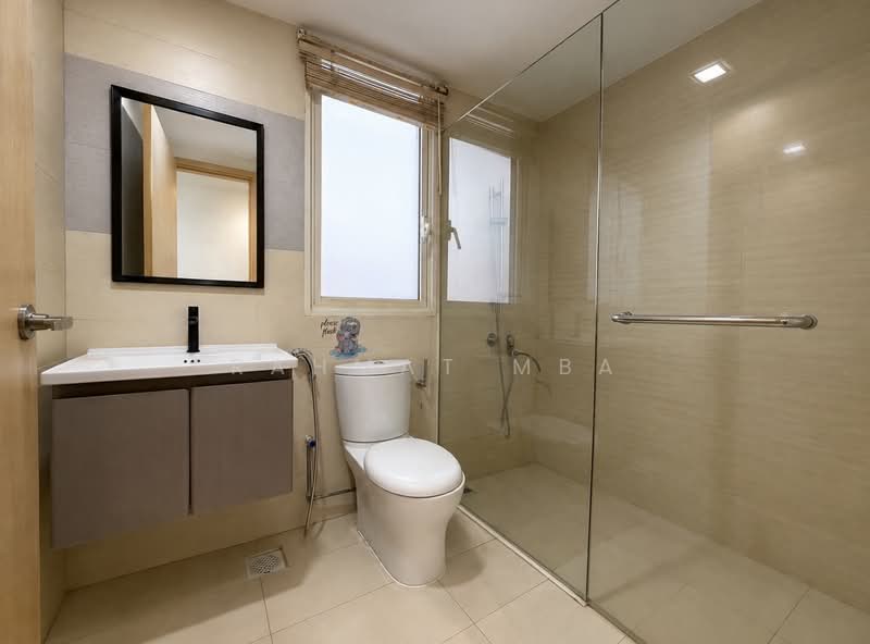 The Tampines Trilliant, 31 Tampines Central 7, 3 Bedrooms, 1,001 sqft, Executive Condominium For Rent, by Rahmat MBA, 500230985 - Master Bathroom - PropertyGuru.com.sg