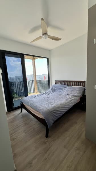 Sengkang Grand Residences, 86 Compassvale Bow, 3 Bedrooms, 1,055 sqft, Condominium For Sale, by Rayant Yeo, 500231002 - Bedroom - PropertyGuru.com.sg