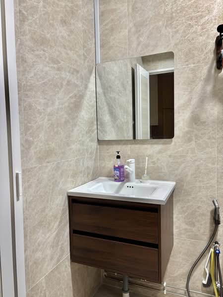 556 Woodlands Drive 53, 556 Woodlands Drive 53, Room Rental, 108 sqft, HDB Flat For Rent, by Young Chng, 500231003 - Bathroom - PropertyGuru.com.sg