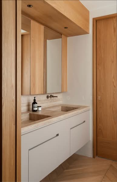 Sea Avenue, , 2 Bedrooms, 1,615 sqft, Walk-up Apartment For Sale, by Kai Ling Lee, 500231007 - Master Bathroom - PropertyGuru.com.sg