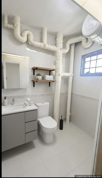 64 Teban Gardens Road, 64 Teban Gardens Road, 3 Bedrooms, 969 sqft, HDB Flat For Sale, by James Ho, 500231010 - Bathroom - PropertyGuru.com.sg