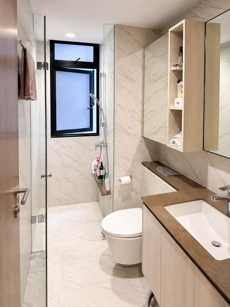 Le Quest, 8 Bukit Batok Street 41, 3 Bedrooms, 818 sqft, Condominium For Sale, by Derek Ng, 500231024 - Bathroom - PropertyGuru.com.sg
