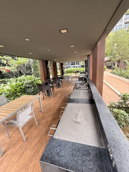Le Quest, 8 Bukit Batok Street 41, 3 Bedrooms, 818 sqft, Condominium For Sale, by Derek Ng, 500231024 - Exterior - PropertyGuru.com.sg