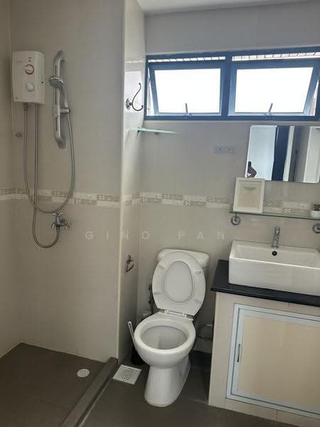 Palm Lodge, 4 Geylang Lor 37, Eunos / Geylang / Paya Lebar, Room Rental, 200 sqft, Condominium For Rent, by Gino Pan, 500231027 - Bathroom - PropertyGuru.com.sg
