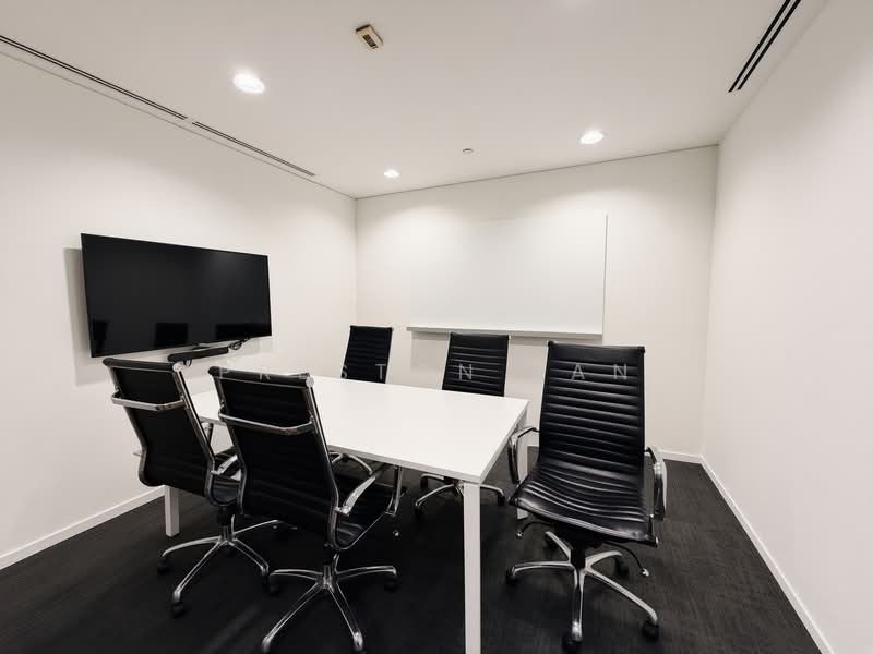 Gateway East, 152 Beach Road, 3,183 sqft, Office For Rent, by Preston Tan, 500231028 - Interior - CommercialGuru.com.sg