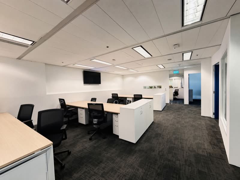 Gateway East, 152 Beach Road, 3,183 sqft, Office For Rent, by Preston Tan, 500231028 - Interior - CommercialGuru.com.sg