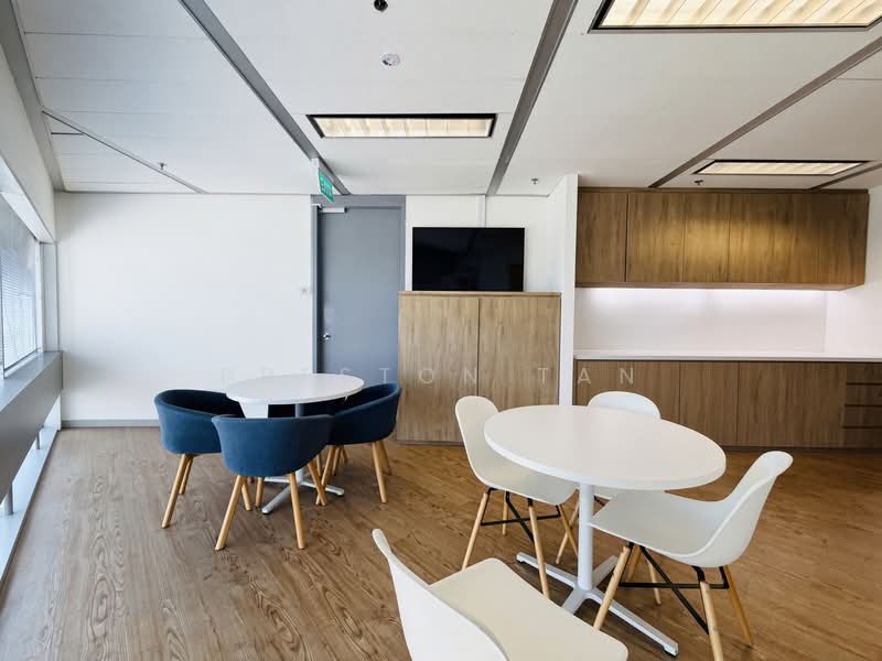 Gateway East, 152 Beach Road, 3,183 sqft, Office For Rent, by Preston Tan, 500231028 - Interior - CommercialGuru.com.sg