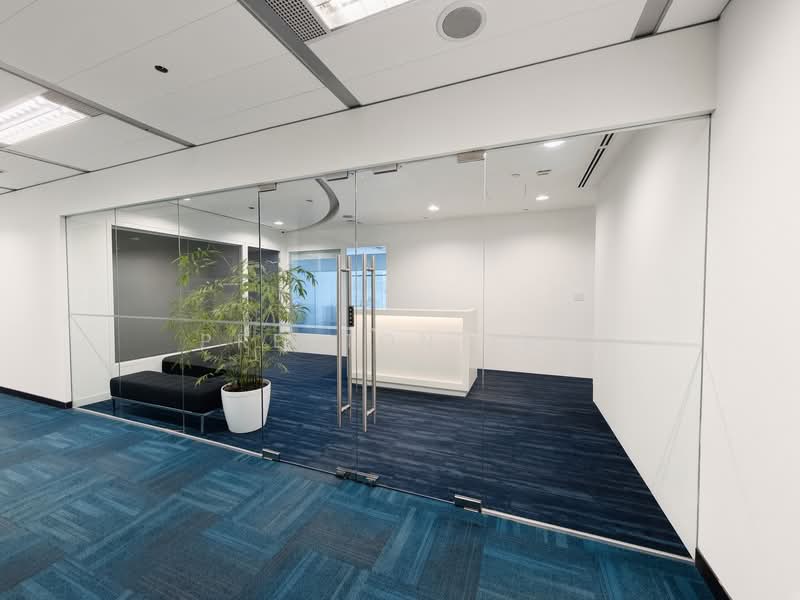Gateway East, 152 Beach Road, 3,183 sqft, Office For Rent, by Preston Tan, 500231028 - Entrance - CommercialGuru.com.sg