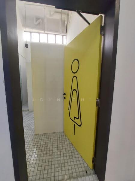 Halcyon 1, 39A Jalan Pemimpin, Ang Mo Kio / Bishan / Thomson, 2,587 sqft, Light Industrial (B1) For Rent, by John Chia, 500231031 - Bathroom - CommercialGuru.com.sg
