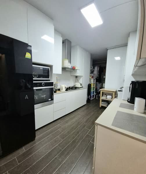 269 Bishan Street 24, 269 Bishan Street 24, 3 Bedrooms, 1,109 sqft, HDB Flat For Sale, by Anthea Heng, 500231036 - Kitchen - PropertyGuru.com.sg