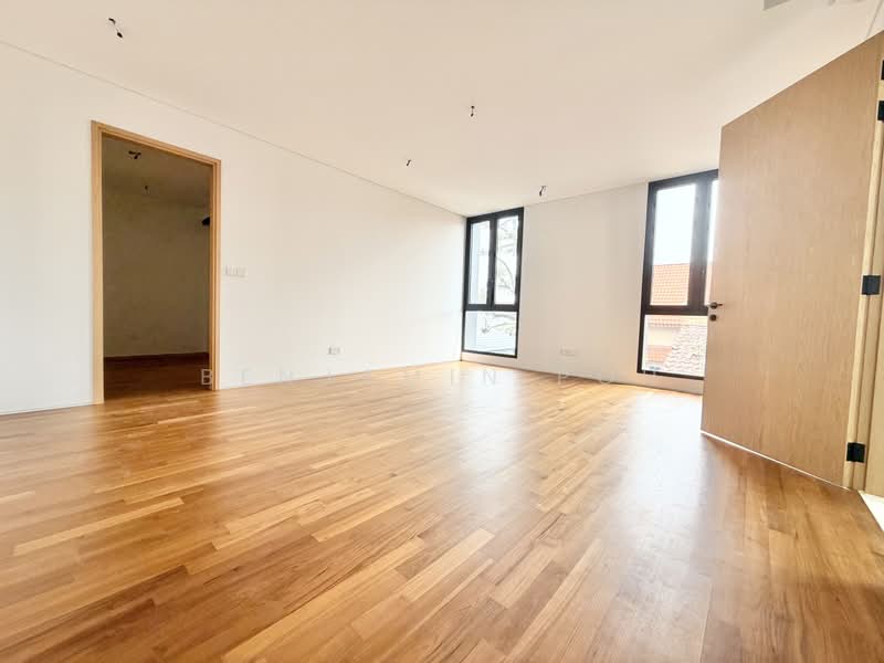 MOVE IN READY, BRAND NEW SEMID WITH LIFT & POOL!!!, KOVAN ESTATE, 7 Bedrooms, 7,000 sqft, Semi-Detached House For Sale, by Benjamin Poh, 500231038 - Bedroom - PropertyGuru.com.sg